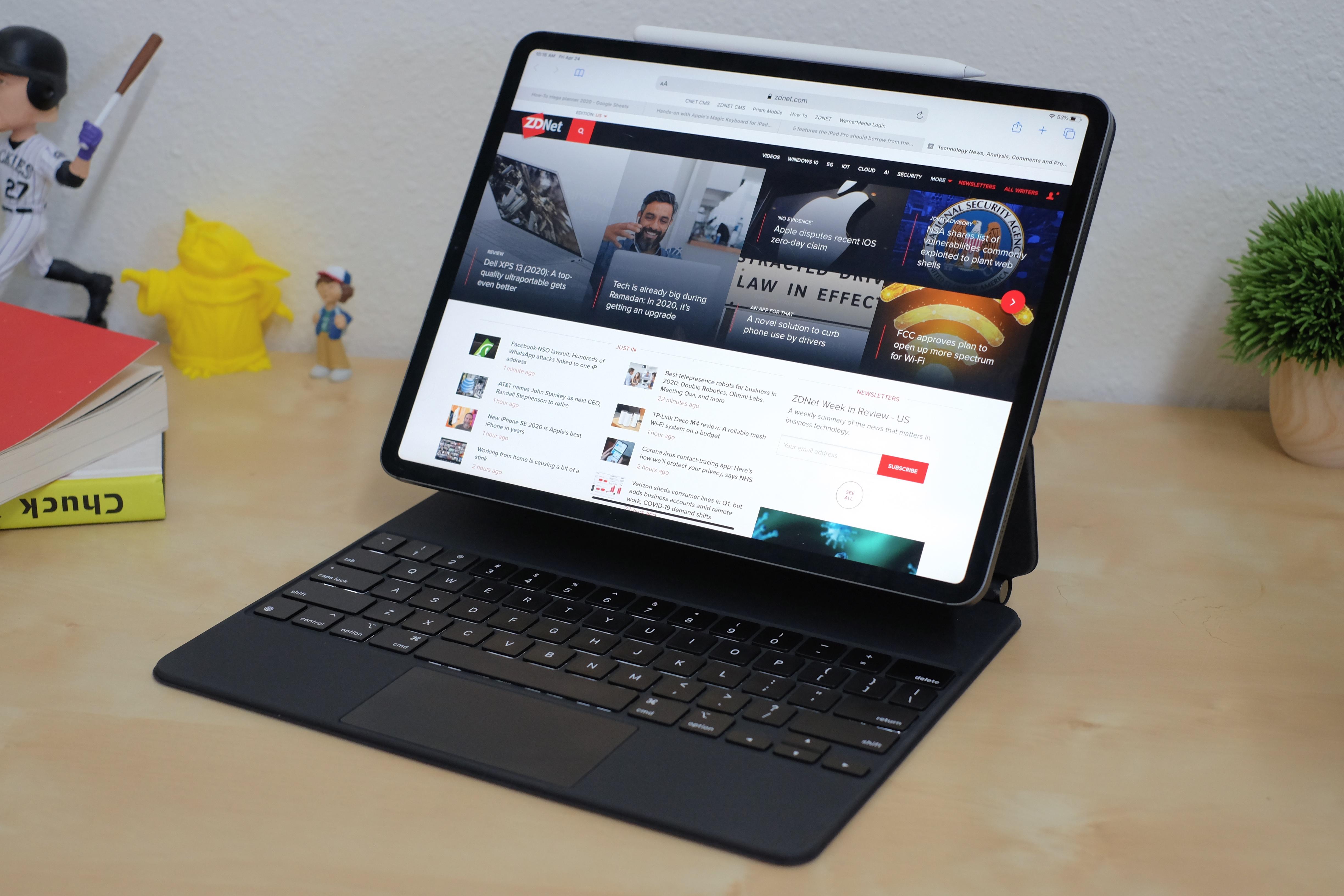 iPad 10 & Magic Keyboard Folio Review - A Bit Disappointing! 