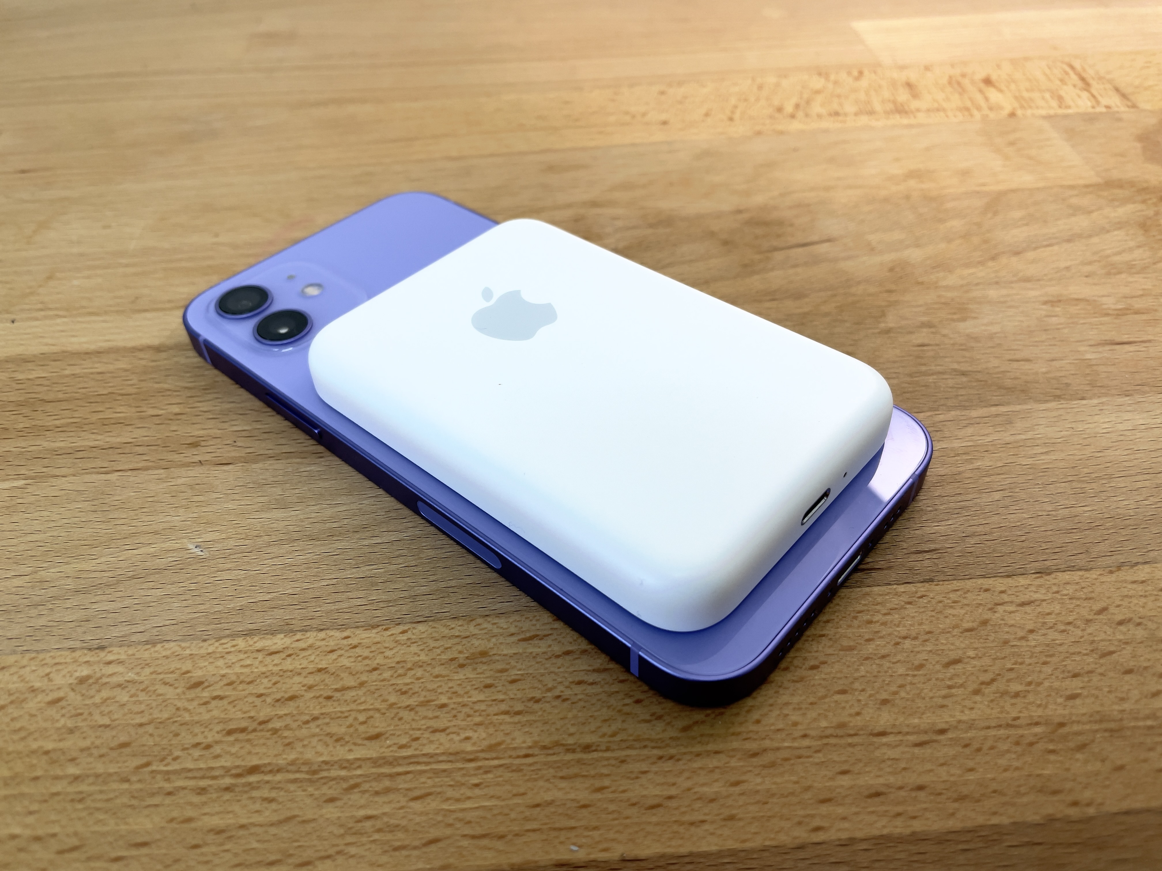 Apple MagSafe Battery Pack – Cargador Portatil iPhone – CrazyStore
