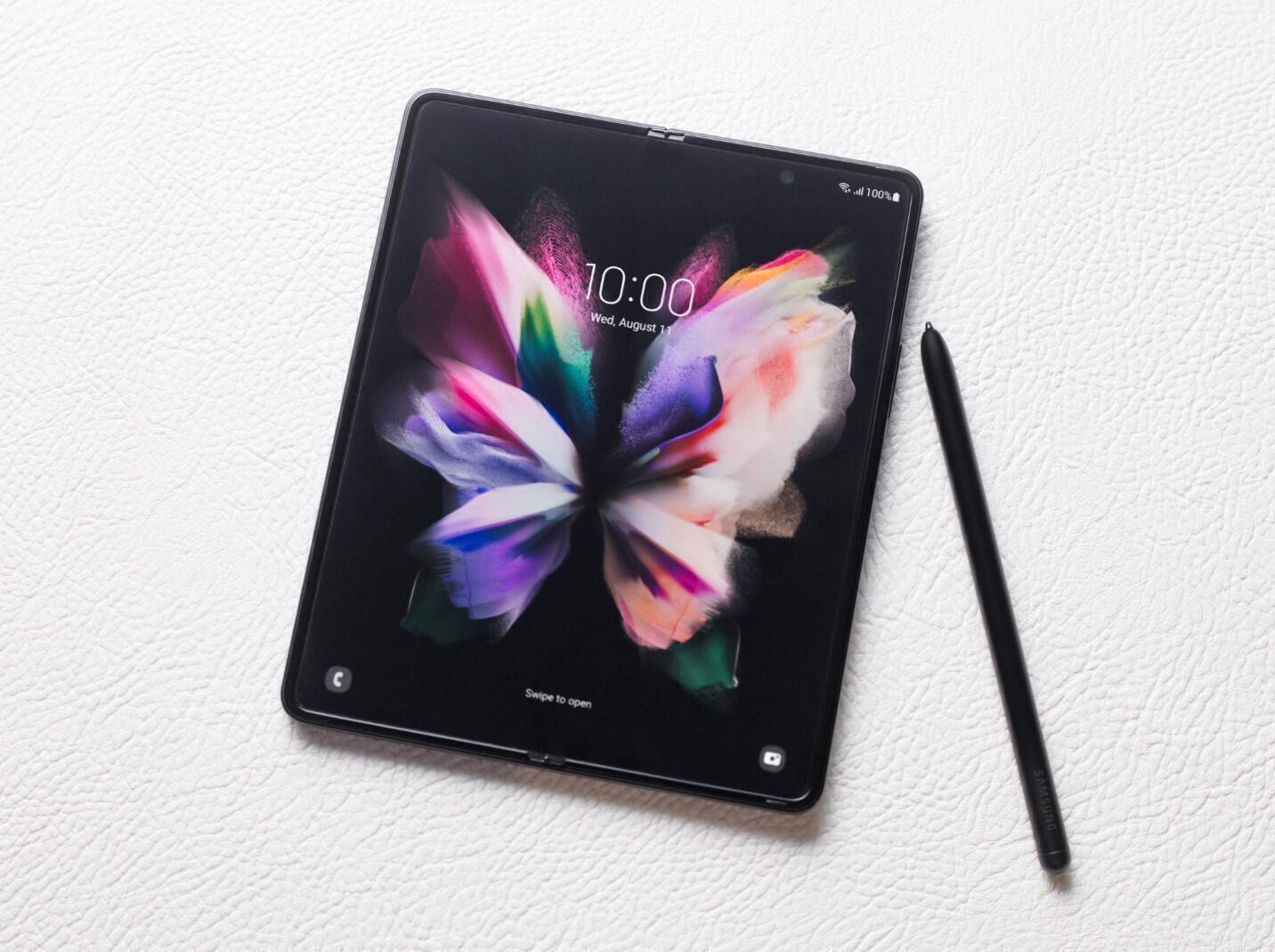 Samsung Galaxy Z Fold 3 review: Room for improvement | ZDNET