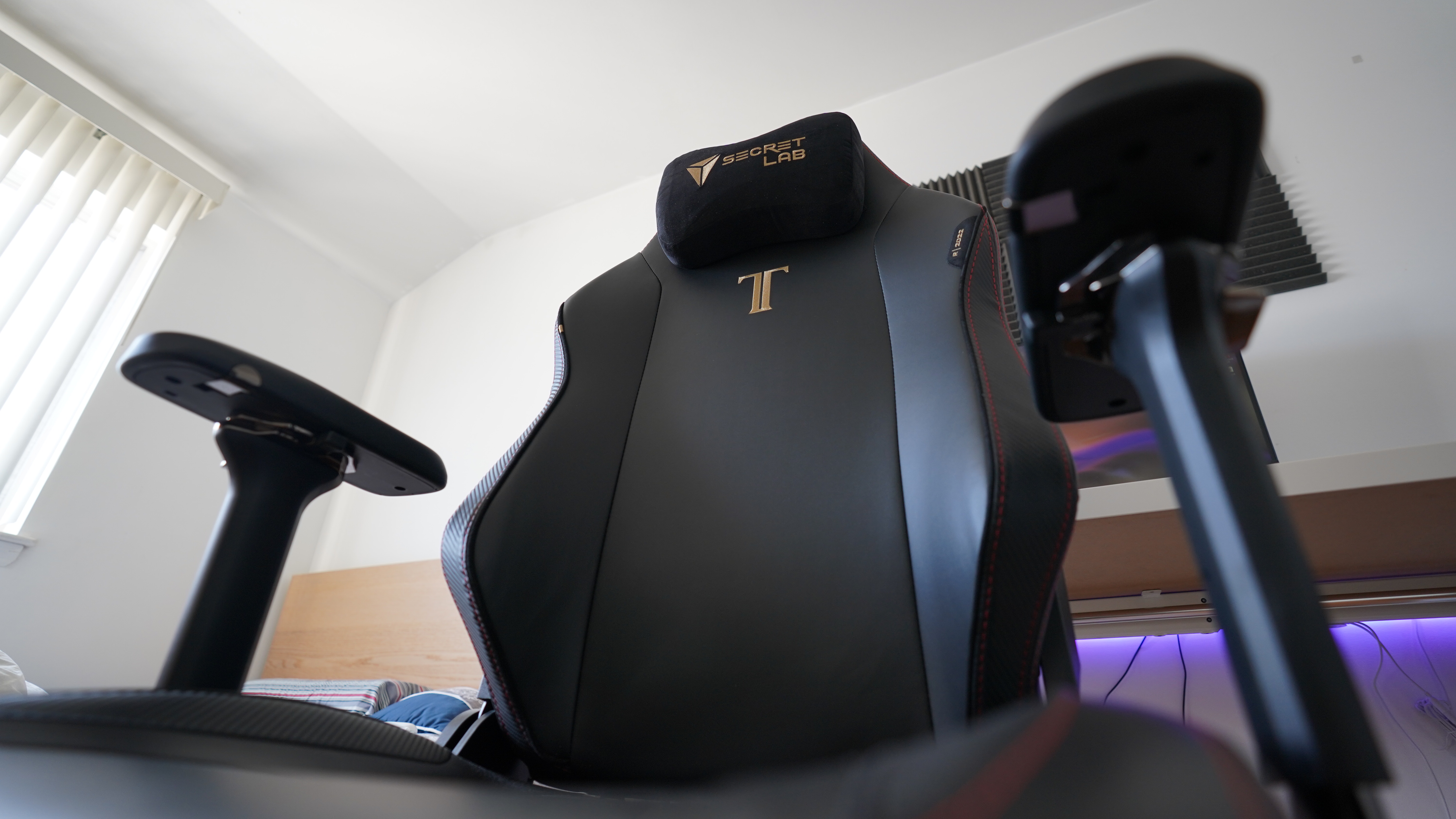 Secretlab TITAN Evo 2022 gaming chair review: Premium comfort for a premium  price