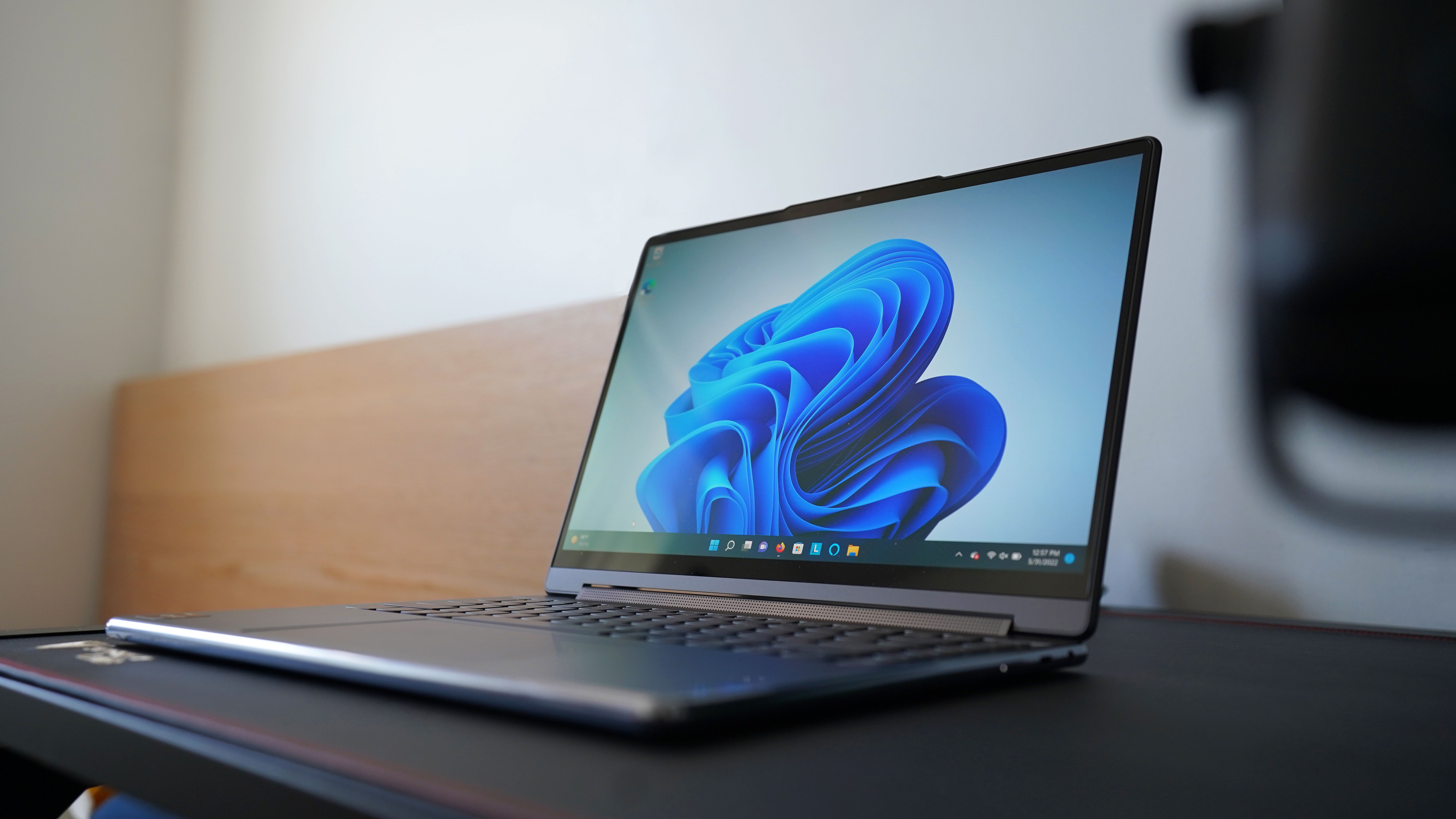 Yoga 9i (14” Intel) 2 in 1 Laptop