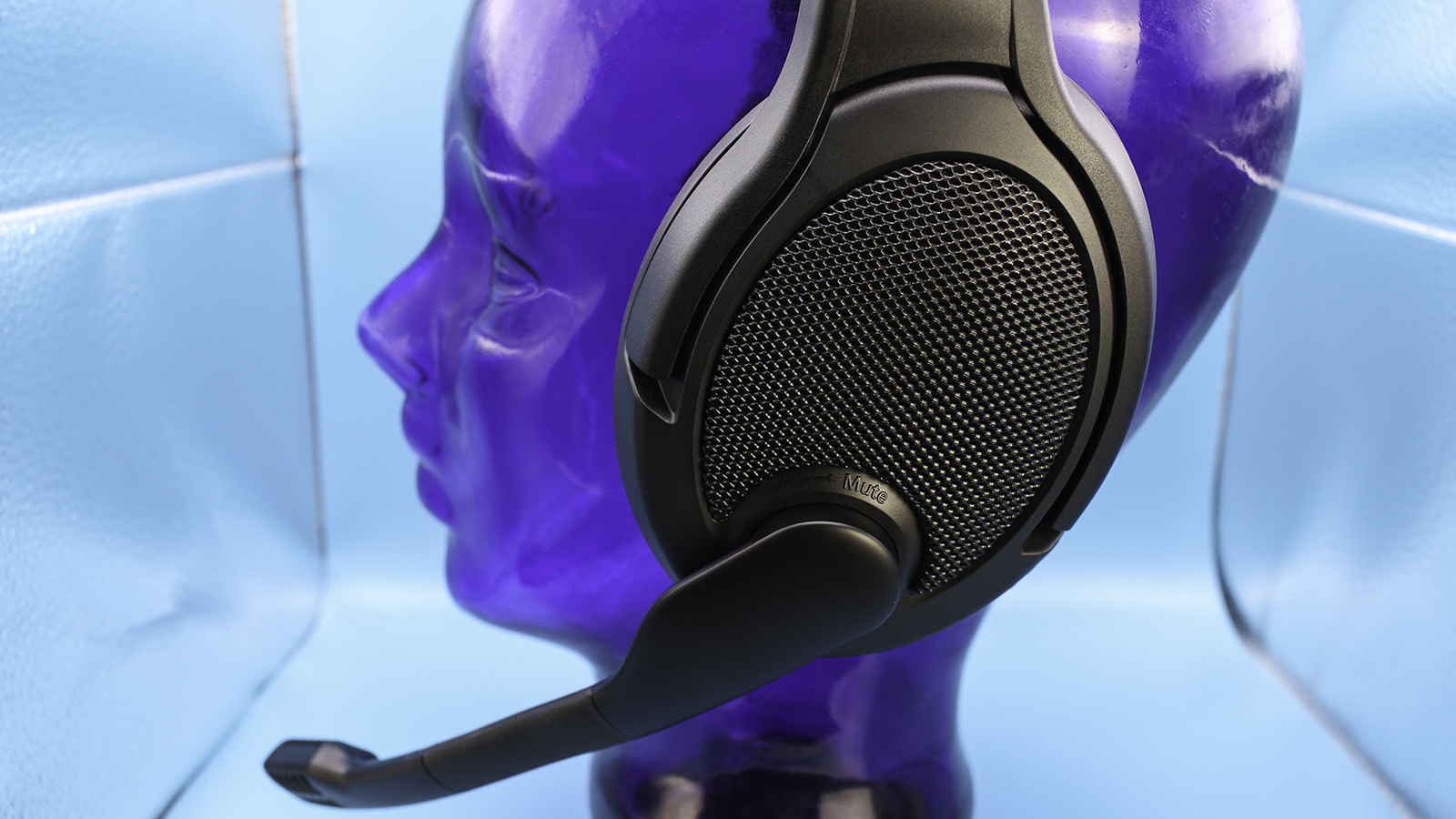 This headset's directional game sound is so good you'll feel like