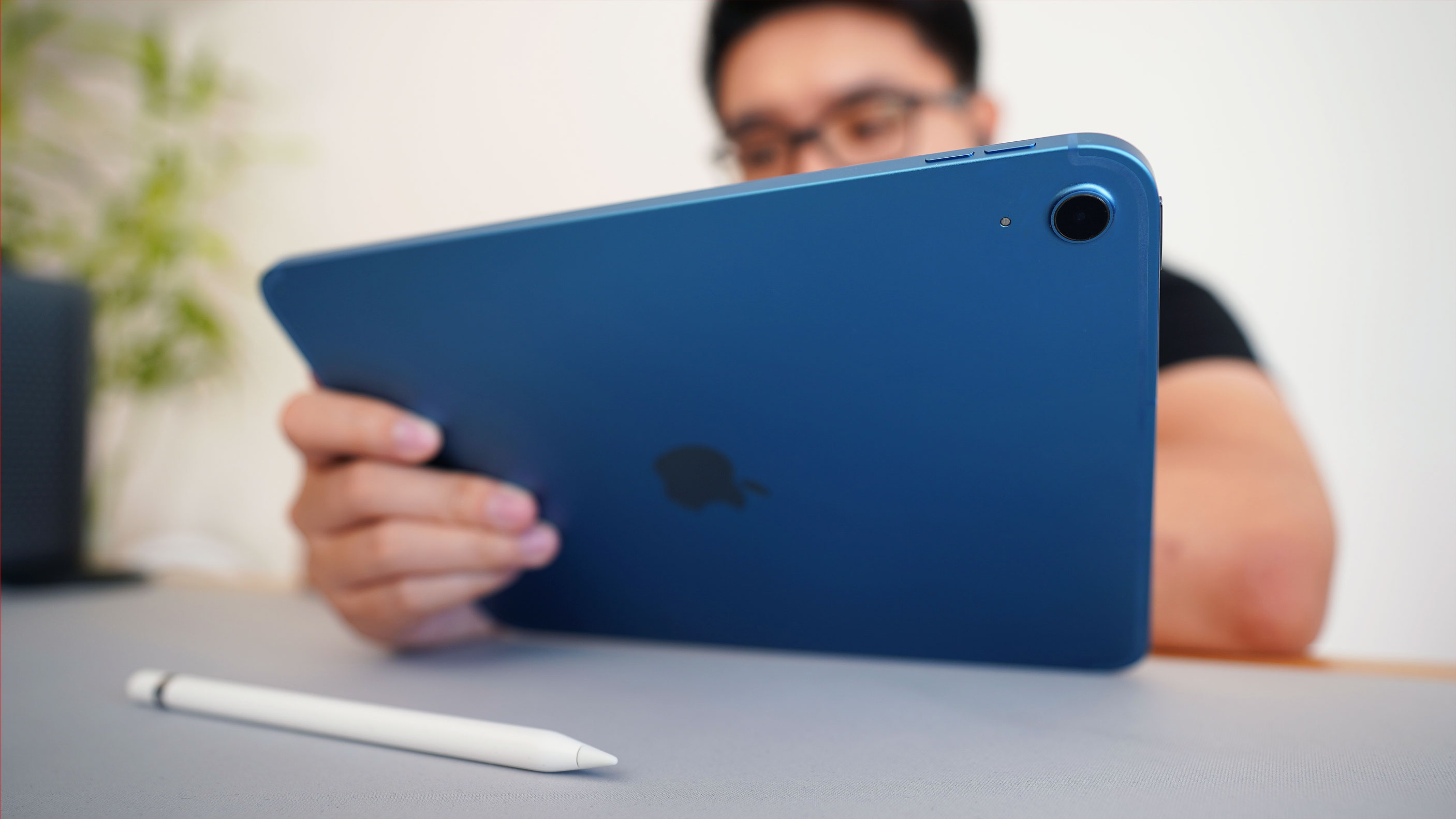 Review: Apple's iPad Air 4 may be all the iPad you need