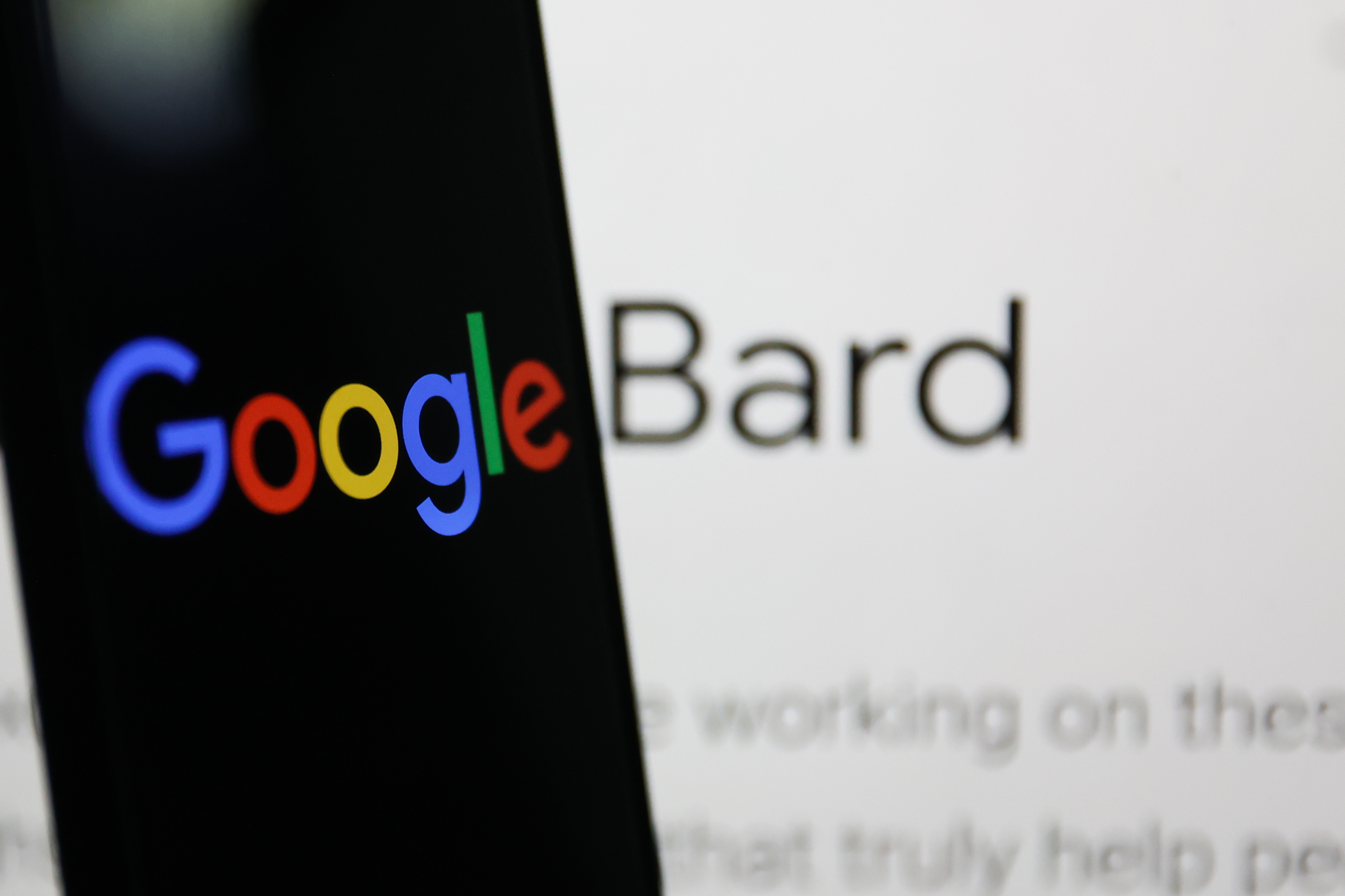 Bard, l'IA 'd'imagination augmentée' de Google arrive en France