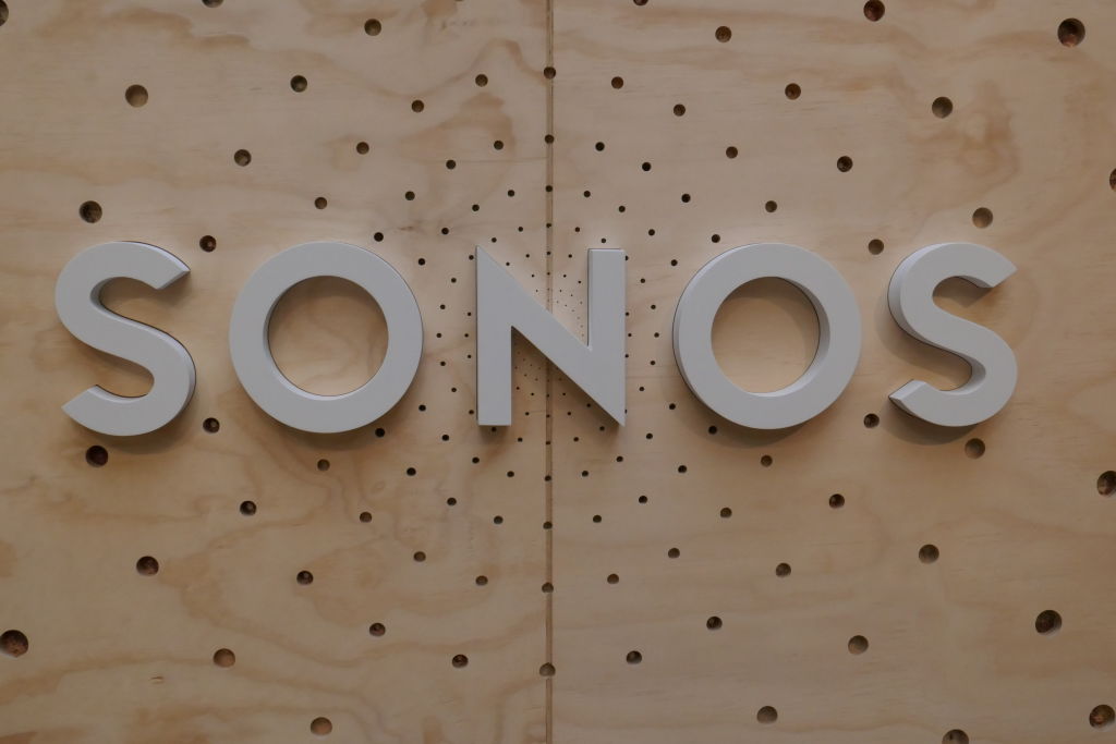 Sonos : bientôt des écouteurs qui rivalisent avec les AirPods Max d'Apple