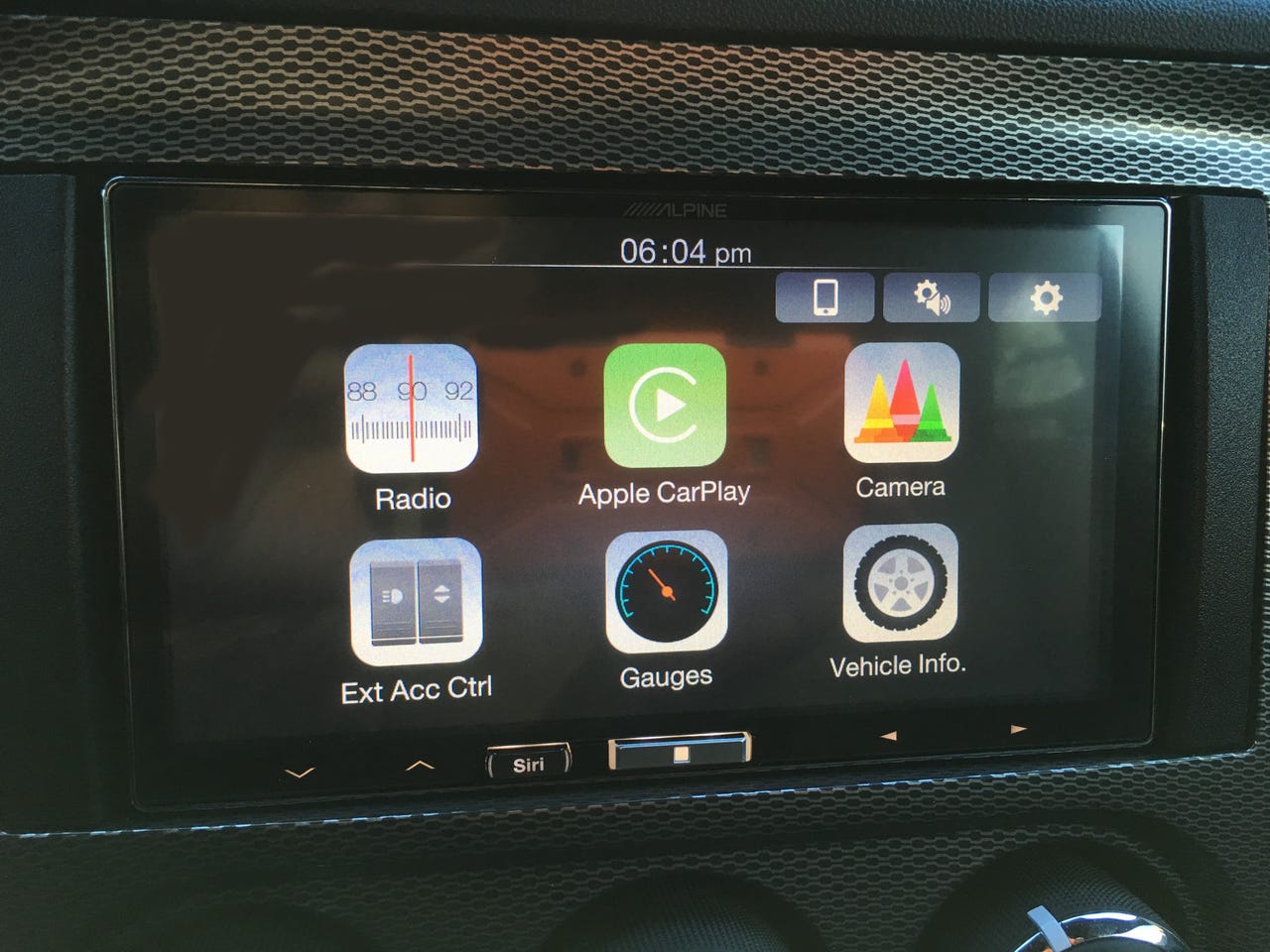 Hands on with the new iOS 15 CarPlay features, car play iphone 