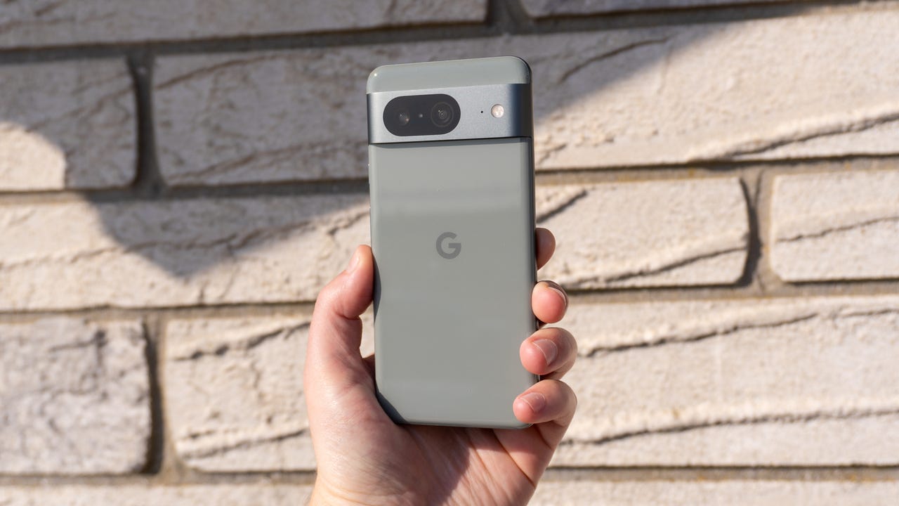 Review del Google Pixel 8: ya no es una elección fácil - Tech Advisor