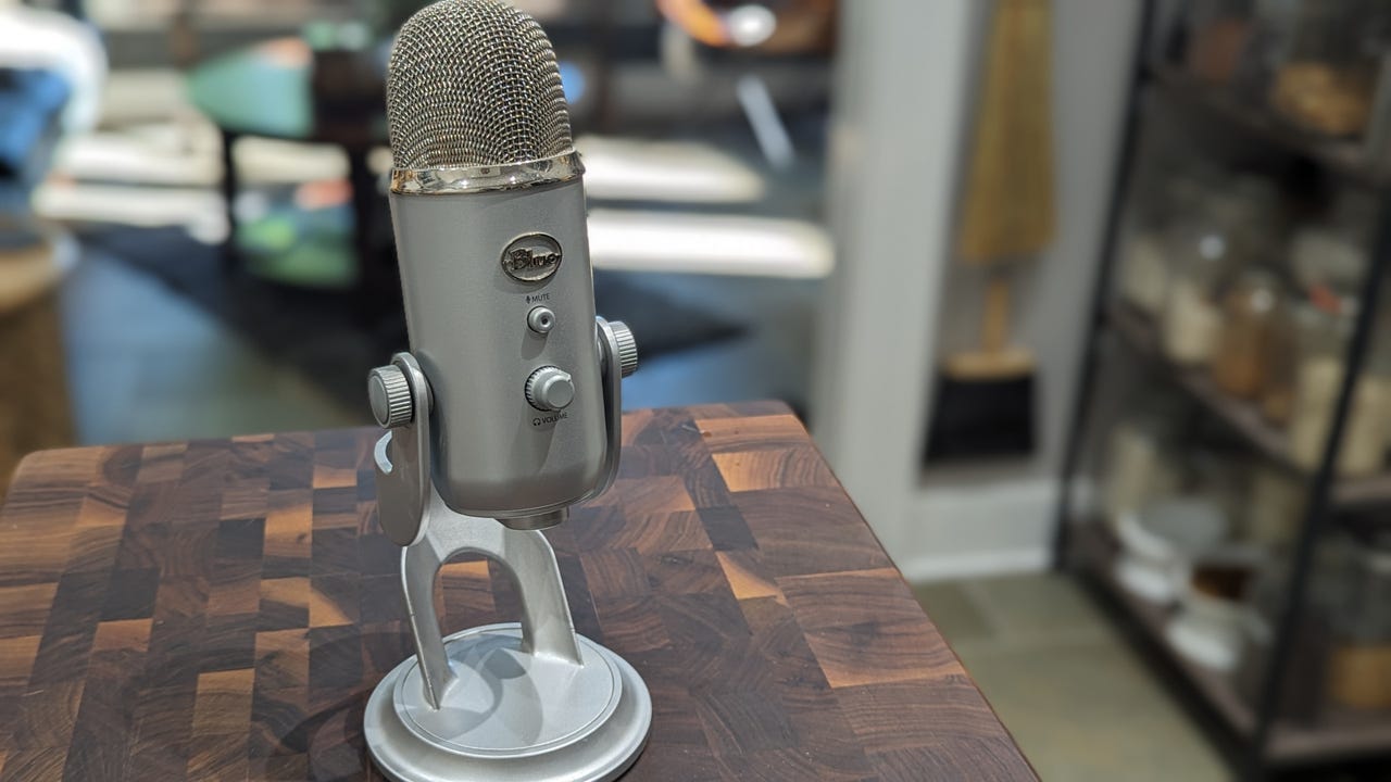 Blue Yeti Microphone review: Earns its reputation for streamers