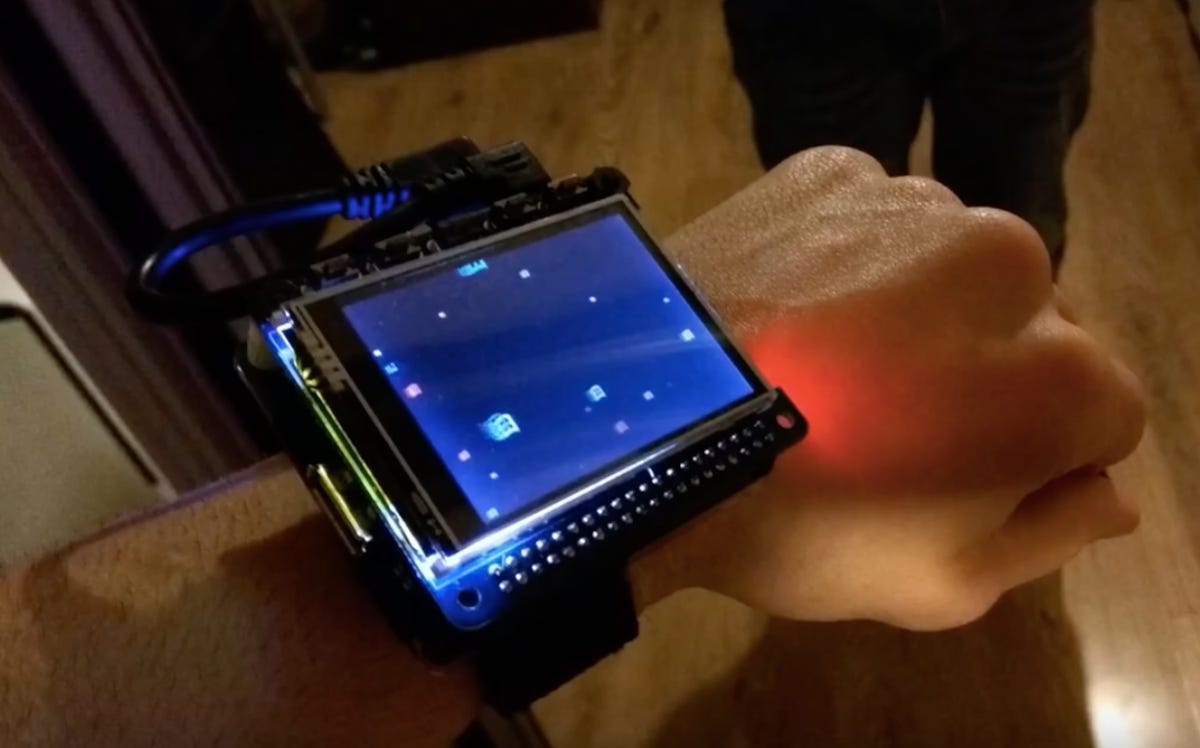 Raspberry Pi Goes Back In Time Now Its Running Windows 98 As A Smartwatch Zdnet 8551