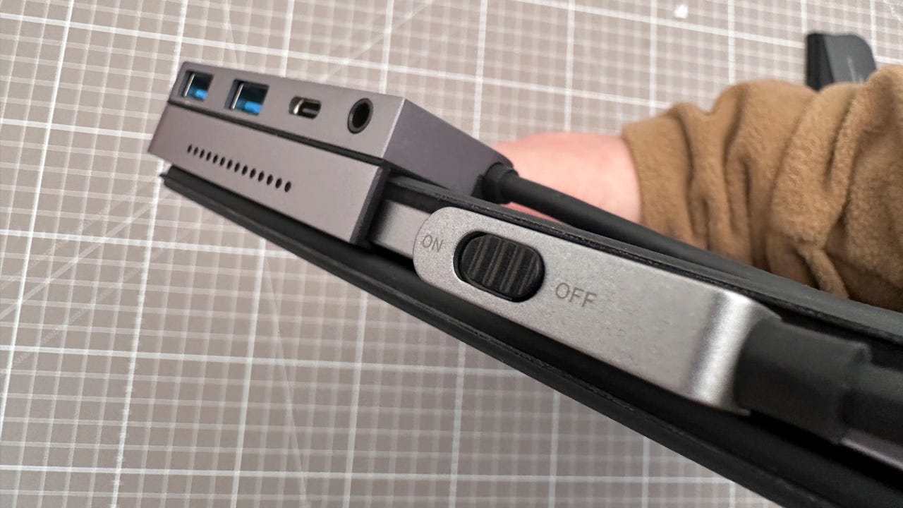 Begrip Vijfde humor This iPad Pro USB-C hub is there when you need it | ZDNET