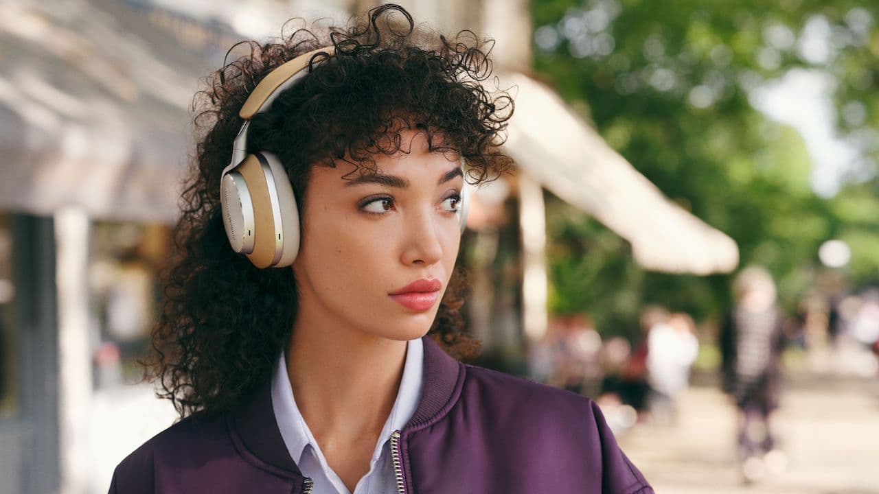 Best On-Ear vs. Over-Ear Bluetooth Headphones: Which Sounds Better?