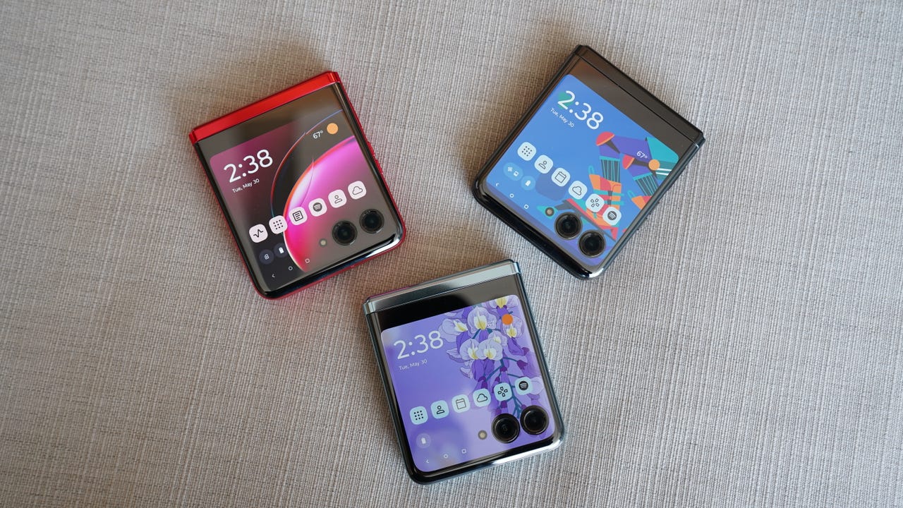 motorola android flip phones