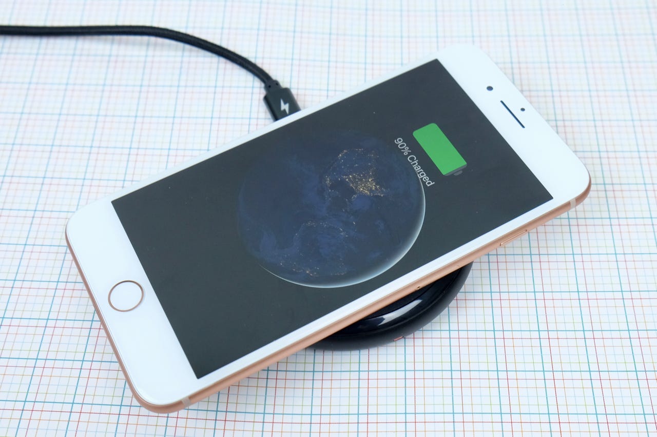 Iphone 8 Review: Apple iPhone 8 review: Modern mechanics, seen form factor