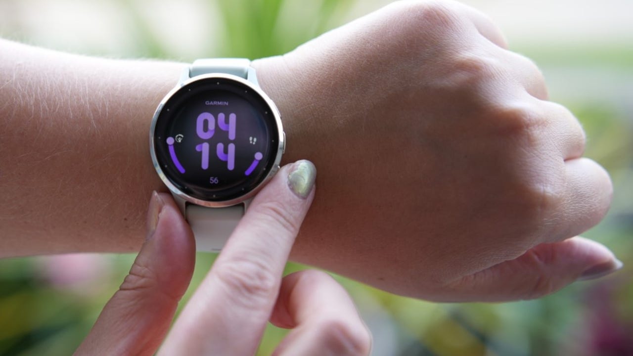 This Garmin smartwatch convinced my daughter to switch over from