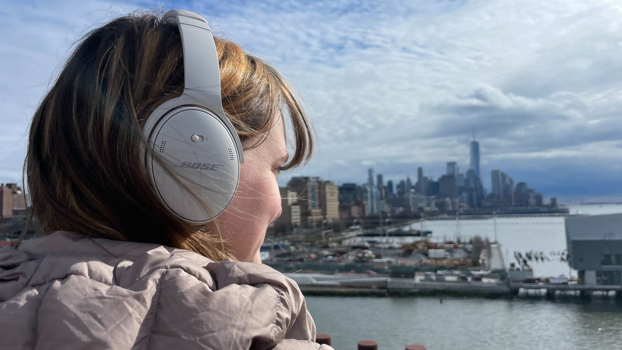 Bose's QuietComfort 45 drops back to its Cyber Monday price of $229