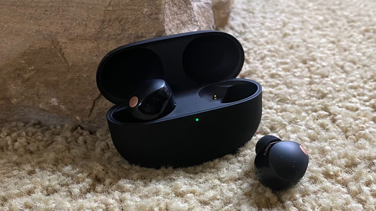 Sony WF-1000XM5 vs. AirPods Pro 2: Which earbuds should you choose?