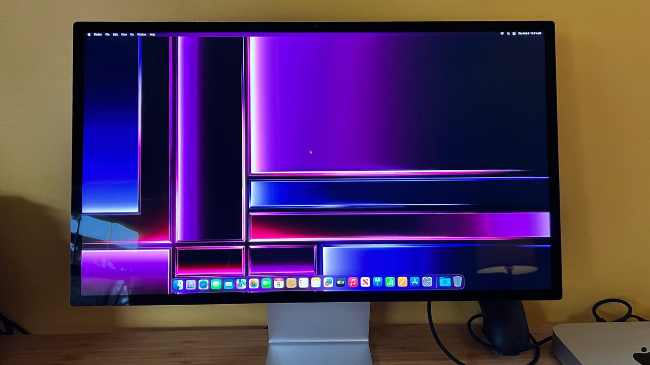 Review: Apple Studio Display  Expensive Apple Display With Excellent  Picture