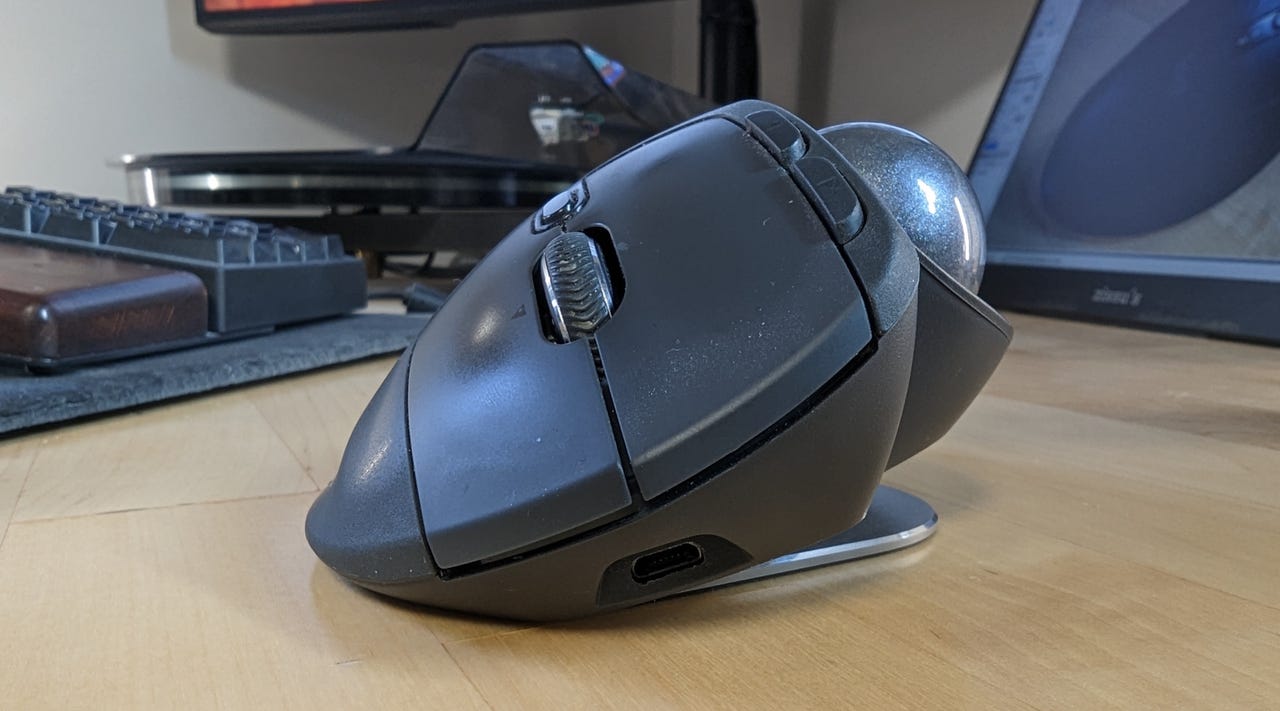 How to Use a Trackball Mouse