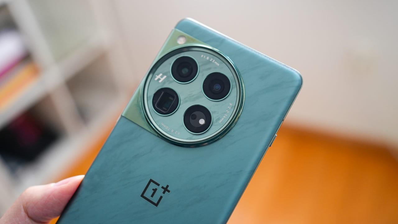Oneplus 12 Review - OnePlus 12 with Snapdragon 8 Gen 3 and 3x periscope  lens launched in