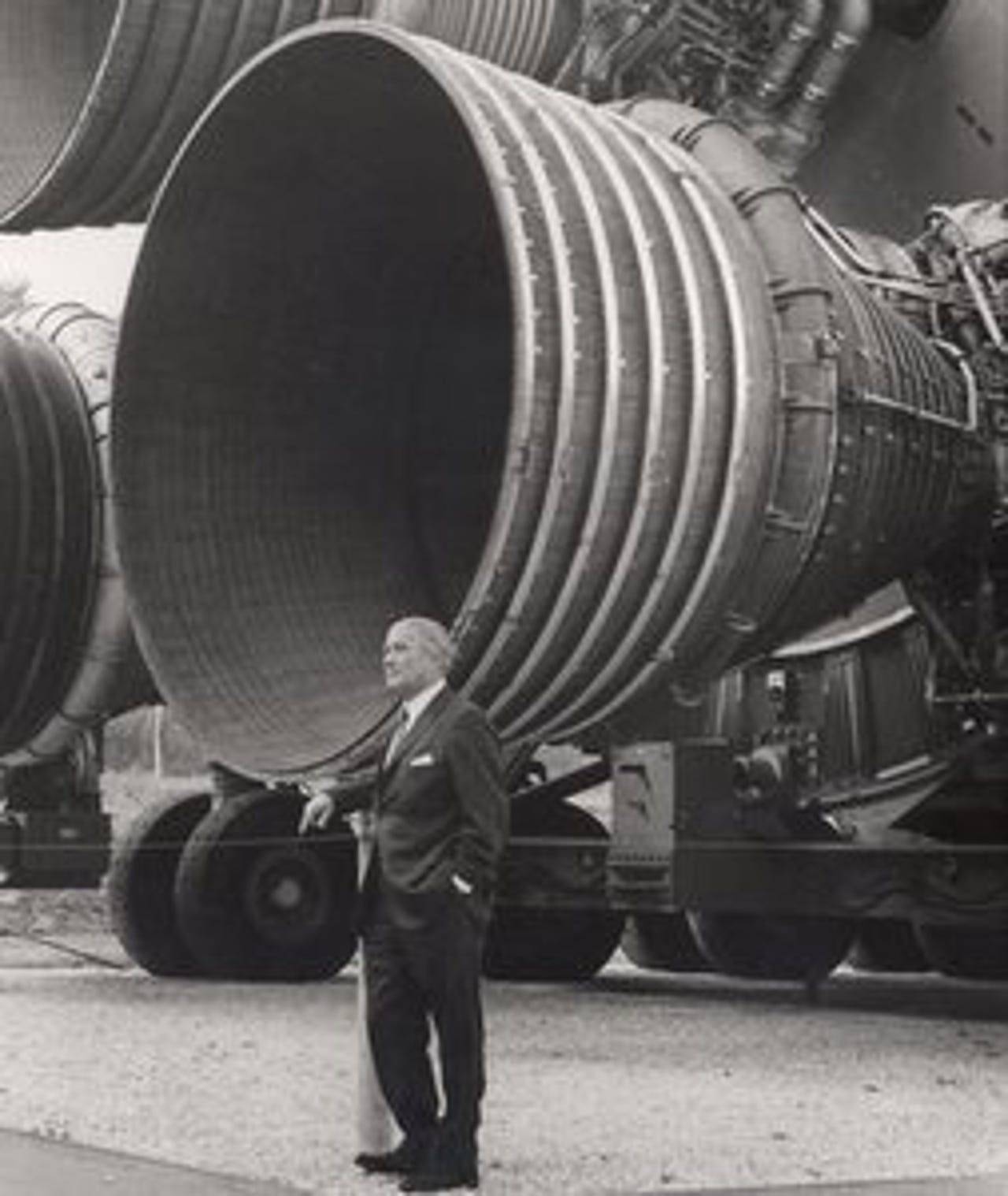 The Saturn V Rocket  Wernher von Braun and the Apollo 11 Mission