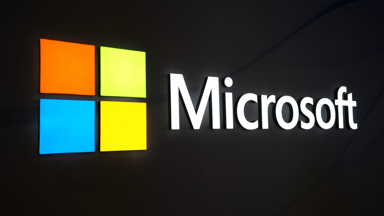 لوگوی مایکروسافت در MWC 2024