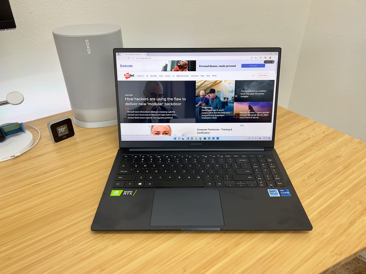 Kostuums uitvinden interferentie Samsung Galaxy Book Odyssey review: A laptop meant for work and play | ZDNET