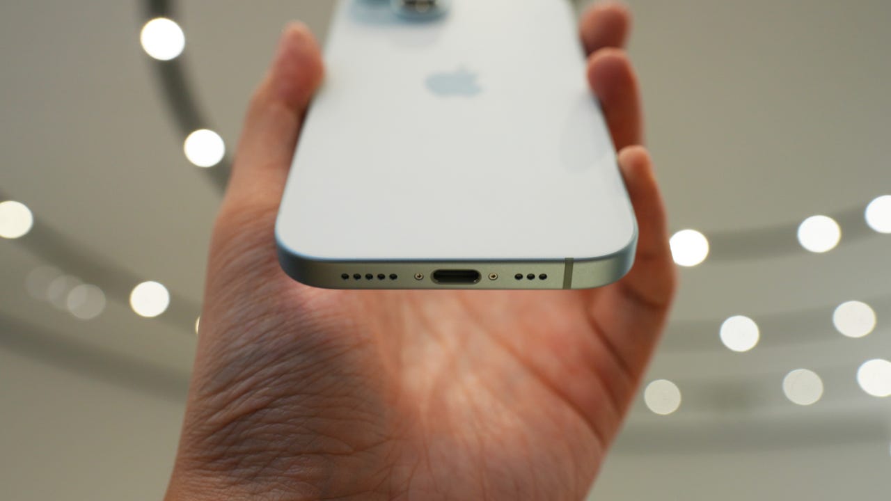 Hands-on with the iPhone 15 Pro: Softer, lighter, more versatile